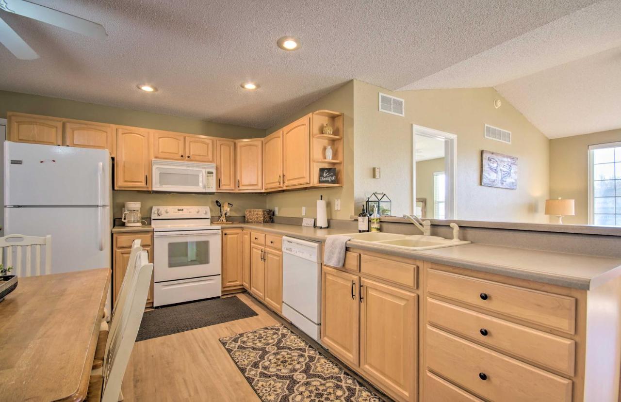 Waterfront Townhome With Private Dock And Lake Views Ozarks-See Exterior foto